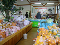 ほんまもんふるさと産地直売所店内